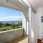 Apartment Puntamika *
